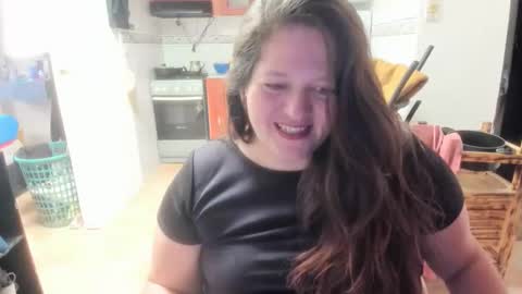 Snapshot of daphnegirlsexxy chatting on 04/23/26, 02:08 daphnegirlsexxy online show from 04/23/26, 02:08