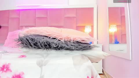 Daphne online show from 12/03/24, 12:35