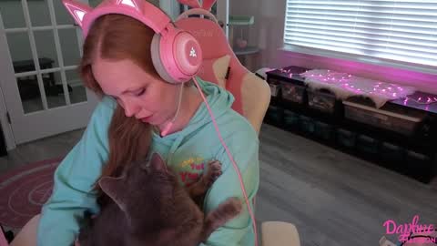 Daphne Madison online show from 09/28/25, 09:53