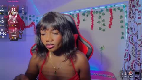 Daphne online show from 02/11/25, 02:35