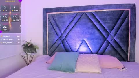 Daphne online show from 02/04/25, 12:08