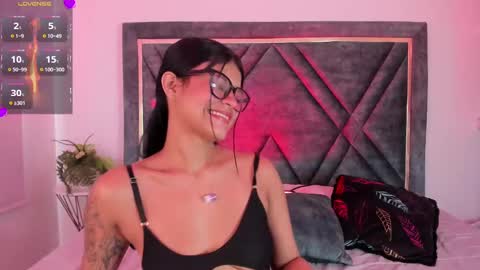 Daphne online show from 02/05/25, 09:07