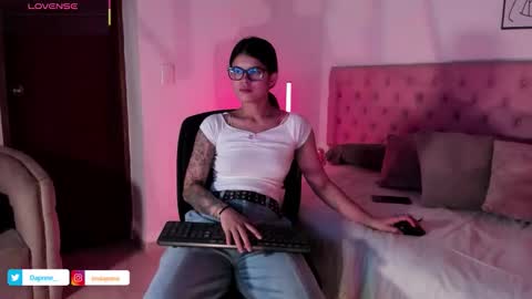 Daphne online show from 11/30/25, 11:58