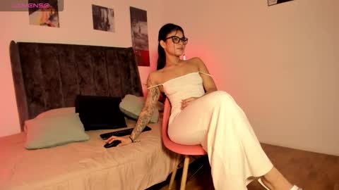 Daphne online show from 12/03/25, 08:29