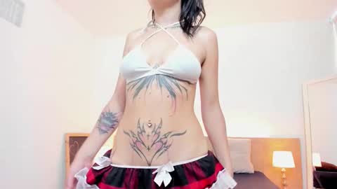 dapphne online show from 11/18/25, 07:51