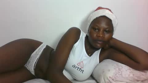 ESTHER online show from 12/22/25, 03:25