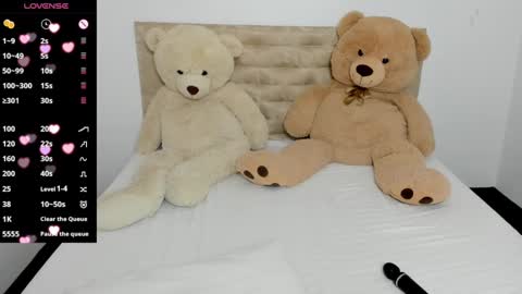 Snapshot of darciejane chatting on 12/28/24, 07:01 Darcie online show from 12/28/24, 07:01