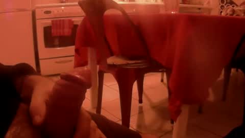 Snapshot of dardardar34 chatting on 02/16/25, 11:37 dardardar34 online show from 02/16/25, 11:37