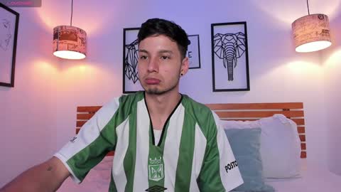 Darek latin boy online show from 12/22/24, 07:21