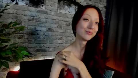 Daria J online show from 09/18/25, 04:03