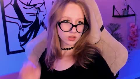 Daria Tate online show from 10/17/25, 11:24