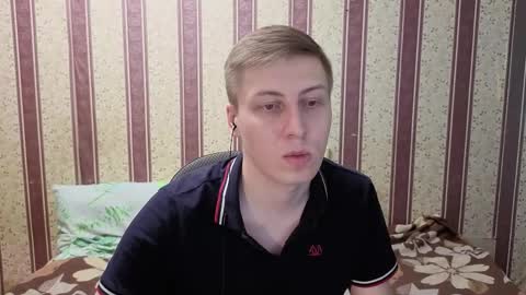 Snapshot of darienlarge chatting on 02/05/26, 03:49 darienlarge online show from 02/05/26, 03:49