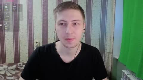Snapshot of darienlarge chatting on 06/08/26, 02:12 darienlarge online show from 06/08/26, 02:12