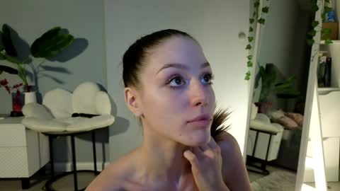 Snapshot of darilboom chatting on 12/04/24, 02:04 darilboom online show from 12/04/24, 02:04