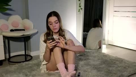 Snapshot of darilboom chatting on 12/11/24, 12:44 darilboom online show from 12/11/24, 12:44