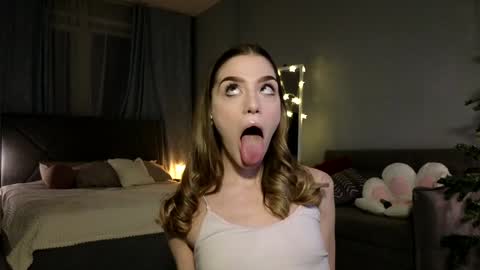 Snapshot of darilboom chatting on 12/20/24, 01:14 darilboom online show from 12/20/24, 01:14