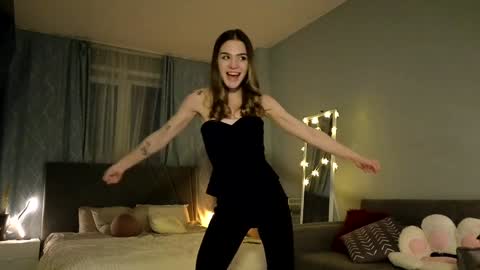 Snapshot of darilboom chatting on 12/22/24, 12:16 darilboom online show from 12/22/24, 12:16