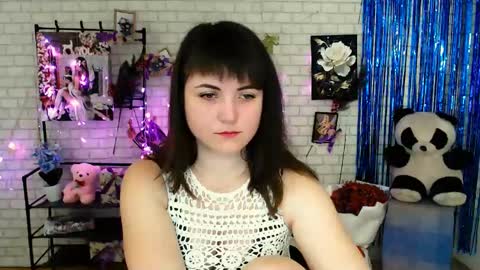 Snapshot of darina_m_ chatting on 01/21/25, 06:11 Darina online show from 01/21/25, 06:11