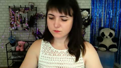 Snapshot of darina_m_ chatting on 01/21/25, 09:24 Darina online show from 01/21/25, 09:24