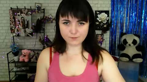 Snapshot of darina_m_ chatting on 01/22/25, 06:10 Darina online show from 01/22/25, 06:10