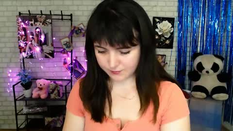 Snapshot of darina_m_ chatting on 01/29/25, 01:28 Darina online show from 01/29/25, 01:28