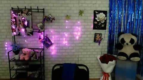 Snapshot of darina_m_ chatting on 01/30/25, 06:03 Darina online show from 01/30/25, 06:03