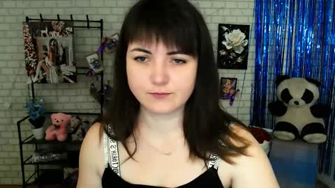 Snapshot of darina_m_ chatting on 02/05/25, 05:52 Darina online show from 02/05/25, 05:52