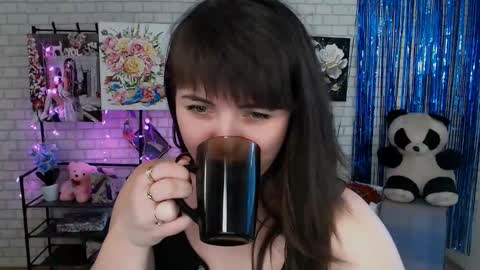 Snapshot of darina_m_ chatting on 03/01/25, 08:56 Darina online show from 03/01/25, 08:56