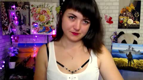 Snapshot of darina_m_ chatting on 10/05/25, 05:39 Darina online show from 10/05/25, 05:39