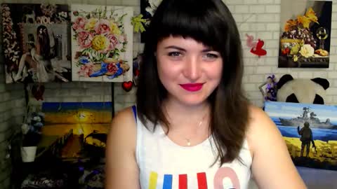 Snapshot of darina_m_ chatting on 10/09/25, 04:54 Darina online show from 10/09/25, 04:54