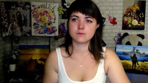 Snapshot of darina_m_ chatting on 10/12/25, 03:38 Darina online show from 10/12/25, 03:38