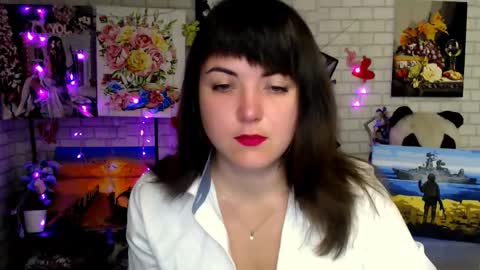 Snapshot of darina_m_ chatting on 10/15/25, 04:56 Darina online show from 10/15/25, 04:56