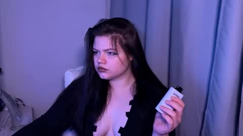 darina_wilsons online show from 01/18/26, 09:02