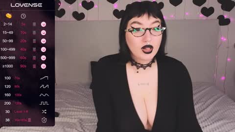 Snapshot of dario_doll_ chatting on 01/17/25, 10:22 Daria online show from 01/17/25, 10:22