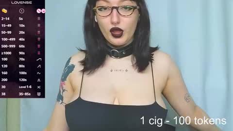 Snapshot of dario_doll_ chatting on 09/16/25, 01:56 Daria online show from 09/16/25, 01:56