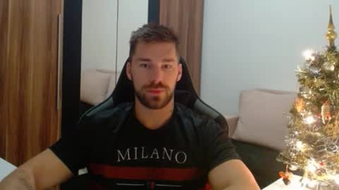 darius_94 online show from 01/09/26, 04:48