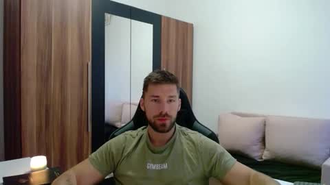 darius_94 online show from 02/03/26, 06:22