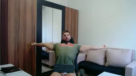 darius_94 online show from 03/15/26, 05:24