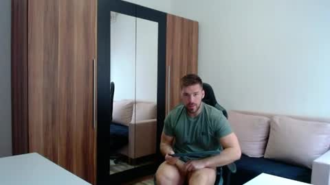 Snapshot of darius_94 chatting on 05/01/26, 05:56 darius_94 online show from 05/01/26, 05:56