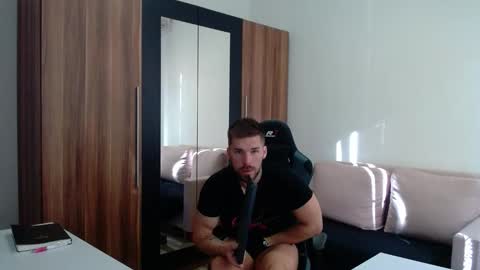 Snapshot of darius_94 chatting on 05/03/26, 05:57 darius_94 online show from 05/03/26, 05:57