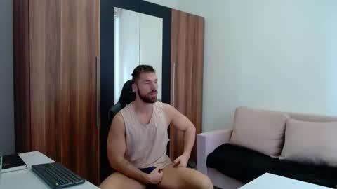 Snapshot of darius_94 chatting on 06/03/26, 07:11 darius_94 online show from 06/03/26, 07:11