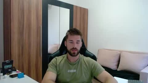 Snapshot of darius_94 chatting on 07/19/26, 04:54 darius_94 online show from 07/19/26, 04:54