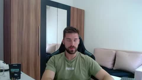 Snapshot of darius_94 chatting on 07/21/26, 06:16 darius_94 online show from 07/21/26, 06:16