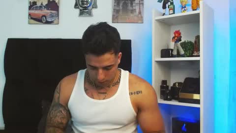 Darius Phoenix  online show from 01/05/25, 04:36