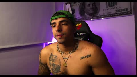 Darius Phoenix  online show from 02/14/25, 07:38