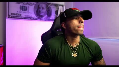 Darius Phoenix  online show from 02/17/25, 05:10