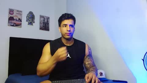 Darius Phoenix  online show from 09/26/25, 08:35