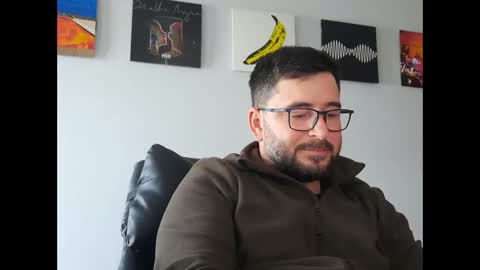 dariux_m online show from 11/06/25, 02:18