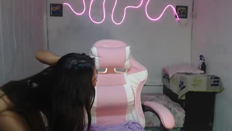 dark_angel143 online show from 09/24/25, 07:55