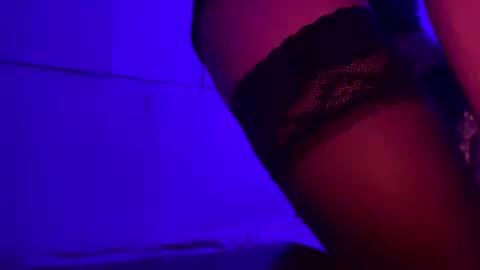 Snapshot of dark_couple225200 chatting on 05/09/26, 08:58 dark_couple225200 online show from 05/09/26, 08:58